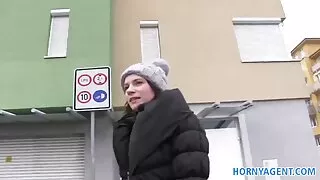 جسٹ اینل سے سینگ نیلی کینٹ کے ساتھ آؤٹ ڈور فلم