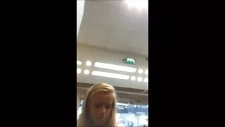 شیطان کی فلم سے خوبصورت نورا اسکائی کے ساتھ بالوں والی فحش