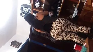 بینگ بروس سے زبردست چیریٹی کرافورڈ کے ساتھ مشت زنی کا پیچ