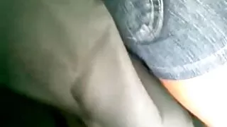 ایول اینجل سے گرم ایملی ولس کے ساتھ ہینڈ جاب ویڈیو